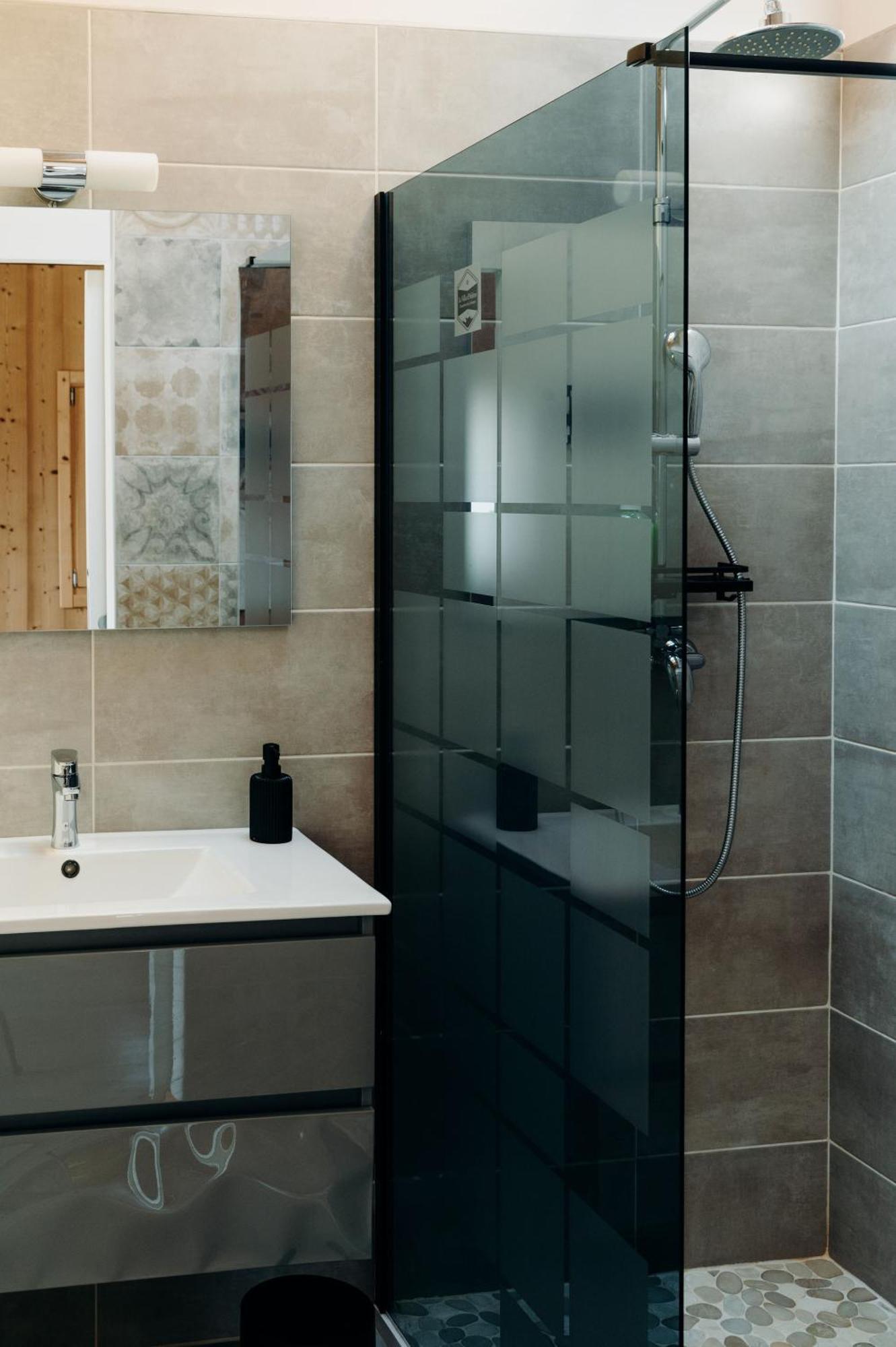 La Villa D'Helene 2 - Chambres D'Hotes Bnb Et Appartements - クリューズ エクステリア 写真